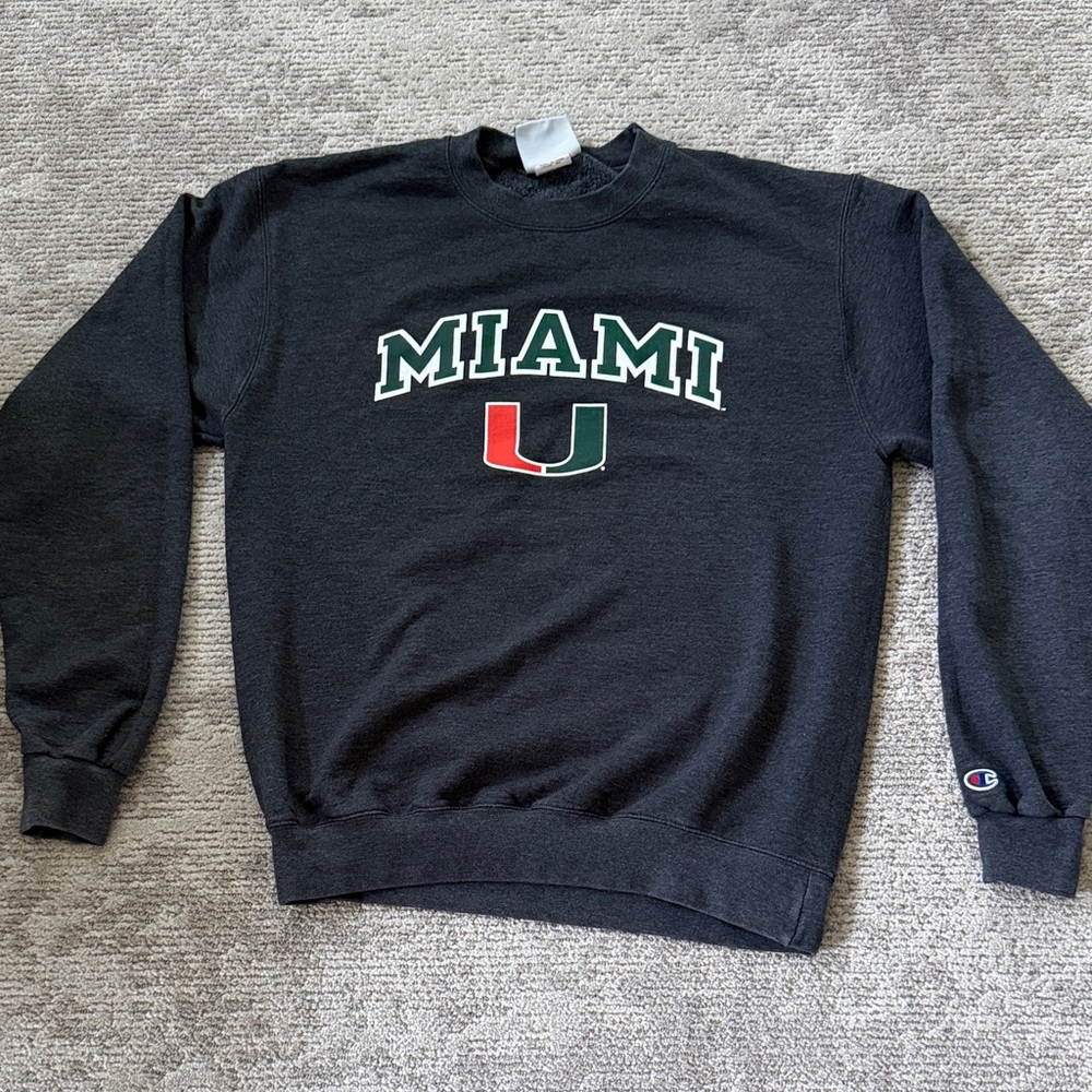U Miami Champion Sweatshirt size M